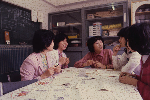 【1986年】共立女子学園の100年　創立100周年記念写真集【女子高校】 話す・書く・伝える」の 100 年史 | 甲南女子学園100周年記念プロジェクト